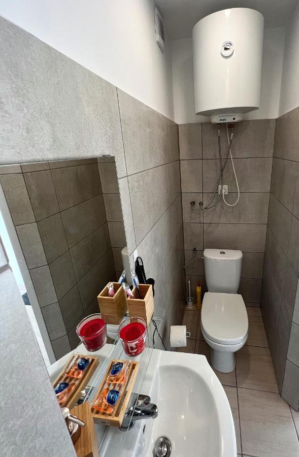 White Apartments - Free Parking Катовице Экстерьер фото